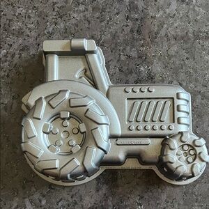 Nordicware Tractor Cake Pan Nordic Ware Bakeware